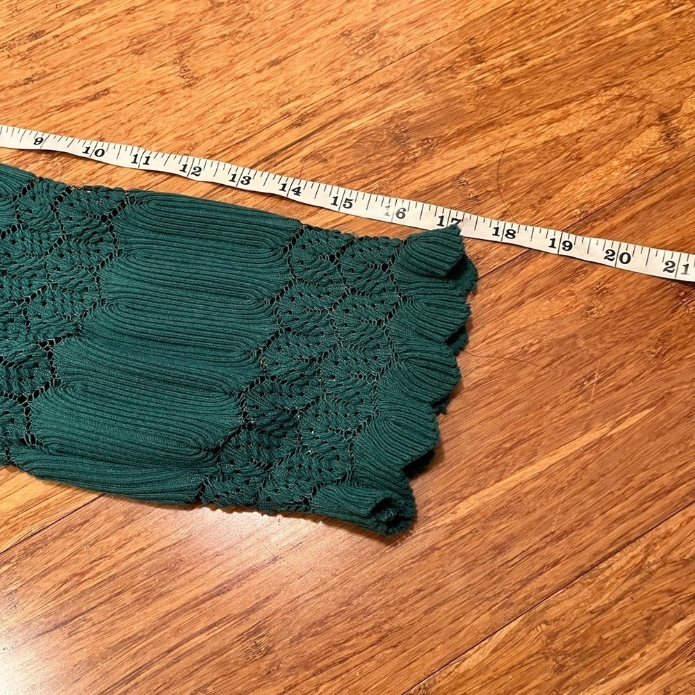 Free People Fire Island Open Knit top. Green, 3/4 sleeve, waist tie, lace. Large - Picture 11 of 15